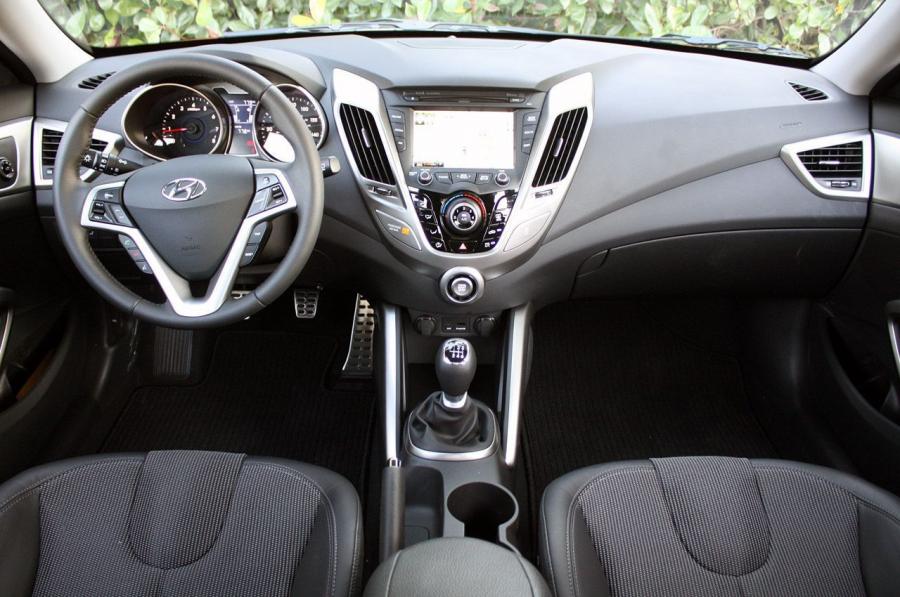  Hyundai Veloster 2011 года  (фото 83 из 184)